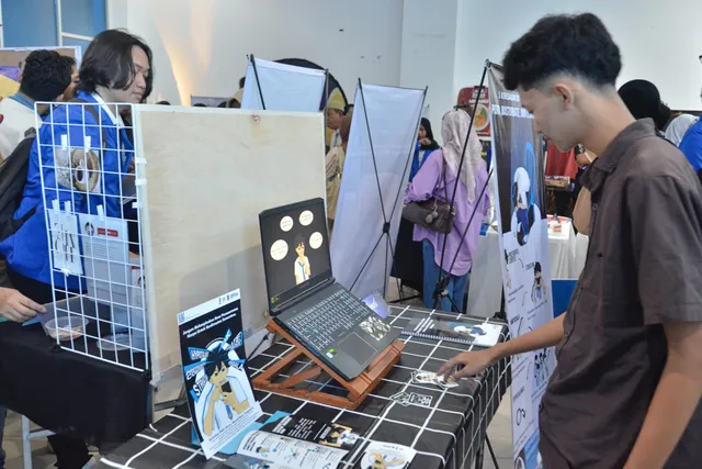 Pameran Tugas Akhir ‘Eksploreka’ Suguhkan Karya Mahasiswa DKV Udinus dengan Berbagai Pendekatan Visual