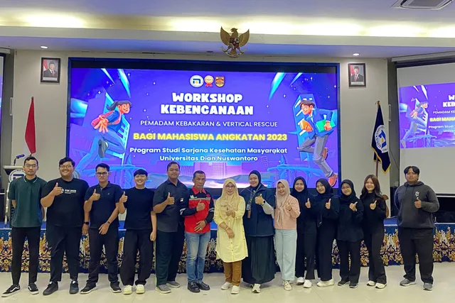 Kuatkan Keterampilan K3 Mahasiswa, Prodi Kesmas Udinus Gelar Workshop Damkar